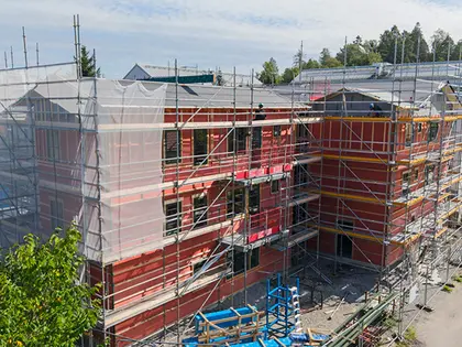 När ett nytt flerbostadshus skulle uppföras i Rönninge önskade kunden lösull till väggisoleringen och valet föll på Isover Insulsafe Wall 